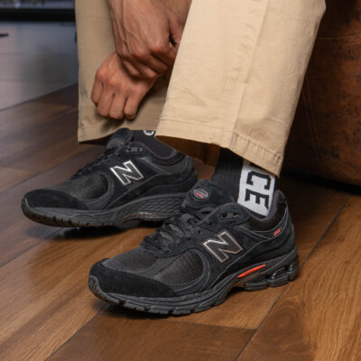 New Balance 2002 BLACK CASTLEROCK U2002RG