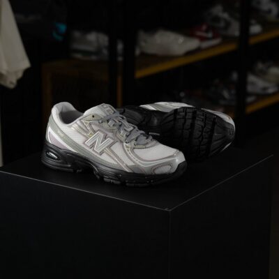 New Balance 740 Silver Metalic U7403UQ