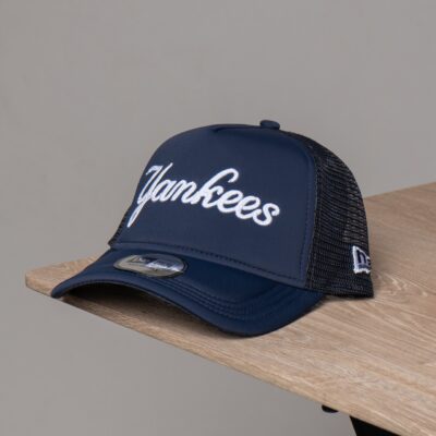 New Era Gorra Script Trucker  NEYYAN  NVY 60691182