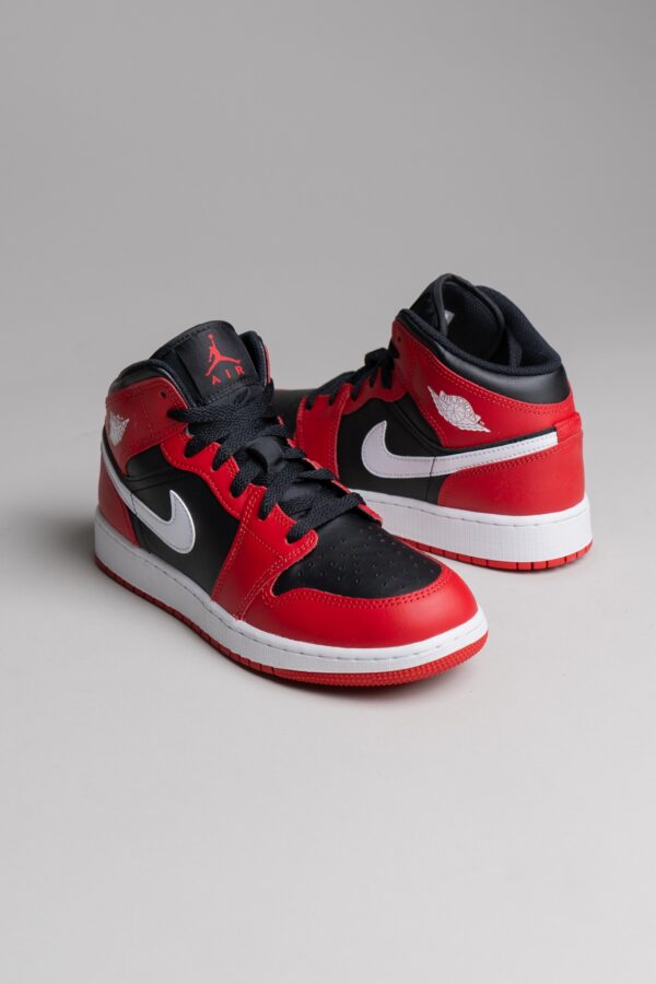 Nike AIR JORDAN MID DQ8426-061 NEGRO/ROJO Paradise