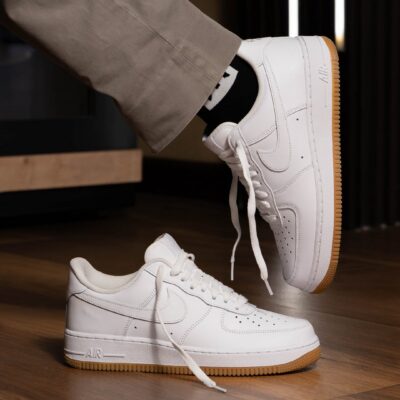 Nike Air Force 1 ¨07 Le Wg DJ2739 100