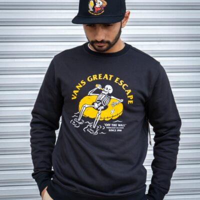 Vans  PLAYERA Permanent Vacation Crew VN0006F0BLK  NEGRO