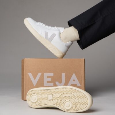 Veja V-12 LEATHER EXTRA WHITE LIGHT GREY XD0203484A  BEIGE/BLANCO