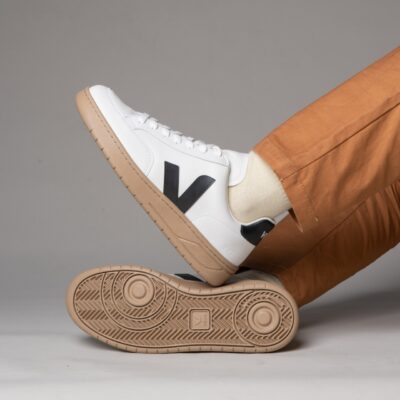 Veja V-12 LEATHER EXTRA WHITE BLACK DUNE XD0203640B  BEIGE/CANELA